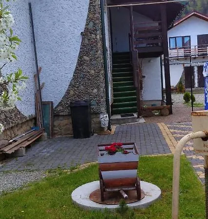 Casa vacanze янчар з басейном