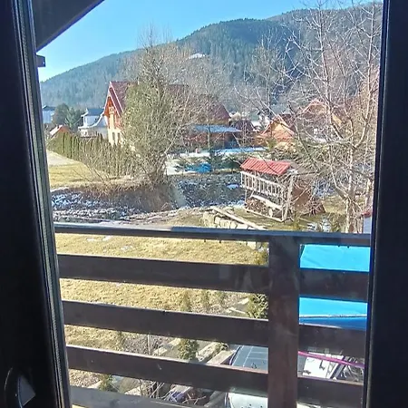 Casa vacanze янчар з басейном
